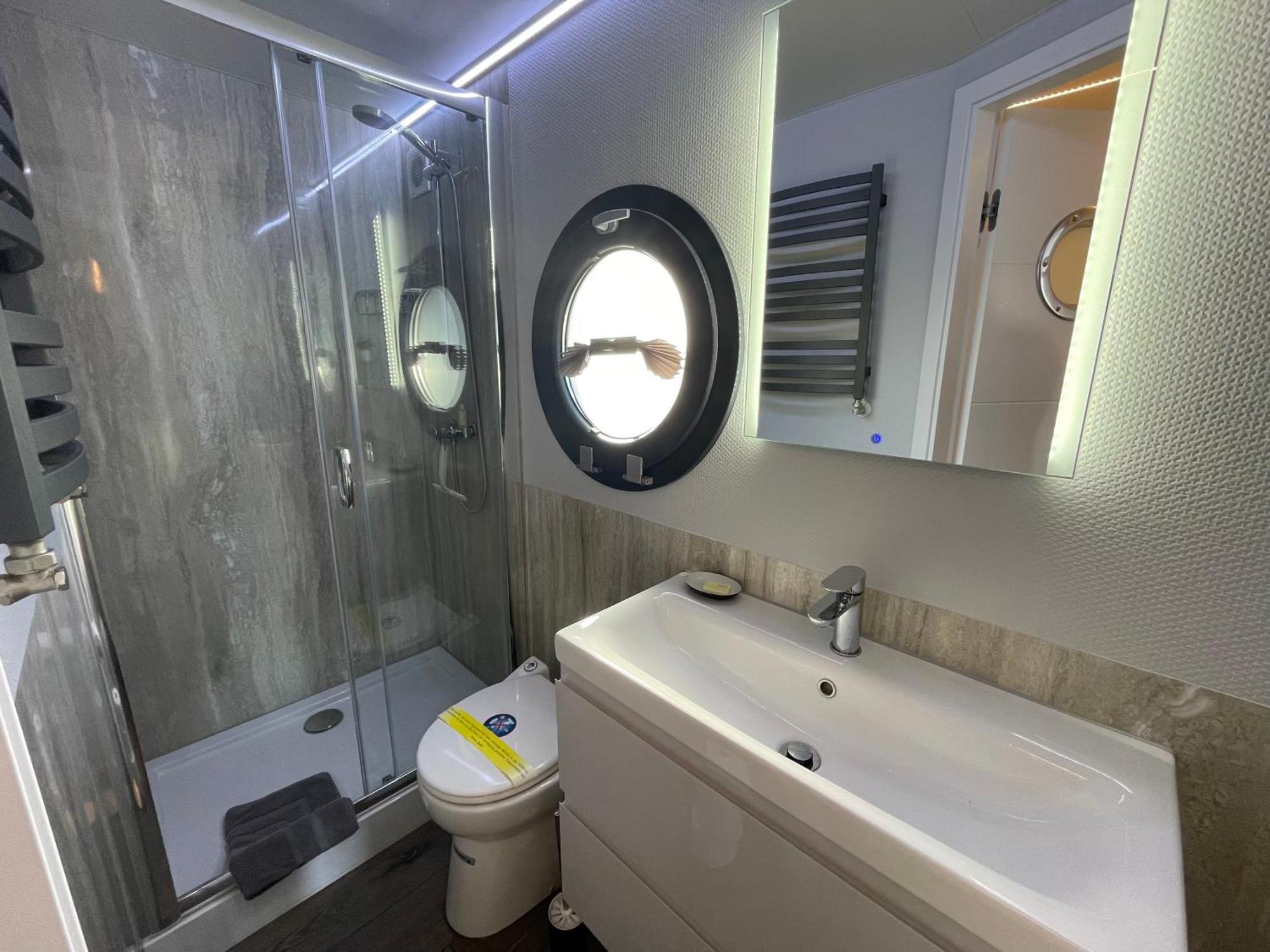 Hausboot Fjord Baltica Mit Dachterrasse In Barth Ξενοδοχείο Εξωτερικό φωτογραφία